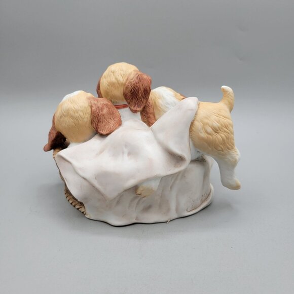 Homco Pups in a Basket Figurine Masterpiece Porcelain Collectible for Dog Lovers - Picture 3 of 7